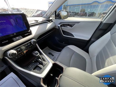 Used 2023 Toyota RAV4 Limited image 16