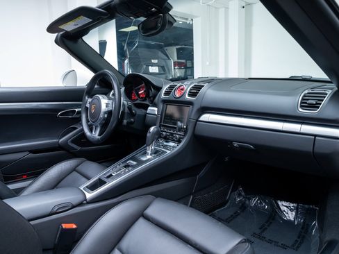 Used 2016 Porsche Boxster GTS RWD image 23