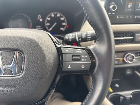 Used 2025 Honda HR-V EX-L image 14