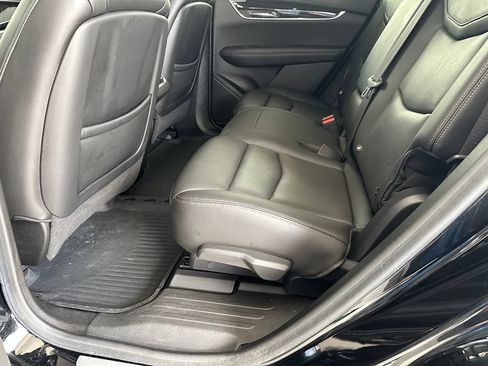 Used 2022 Cadillac XT6 Premium Luxury FWD image 27