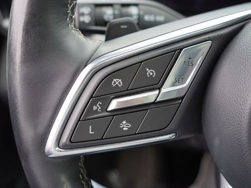 Used 2025 Buick Enclave Avenir AWD/4WD image 38