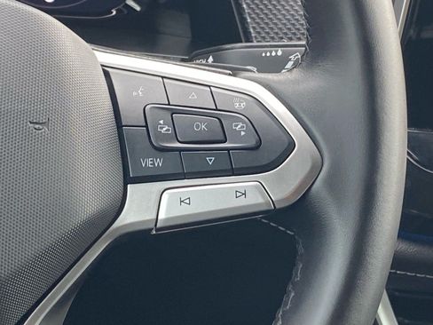 Certified 2026 Volkswagen Atlas Cross Sport SEL R-Line AWD/4WD image 8
