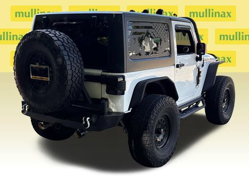 Used 2016 Jeep Wrangler Sport AWD/4WD image 4