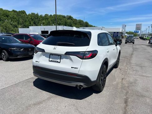 Certified 2026 Honda HR-V Sport image 5