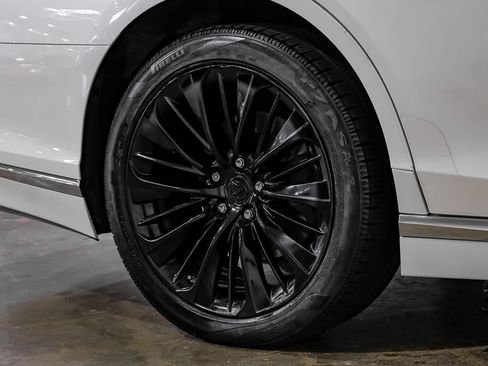 Used 2018 Lexus LS 500 w/ Luxury Package RWD image 55