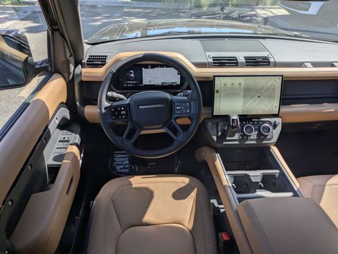 New 2026 Land Rover Defender 110 X-Dynamic SE AWD/4WD image 27