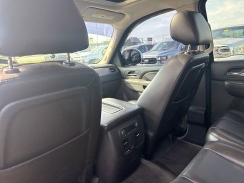 Used 2011 Chevrolet Avalanche LT image 25