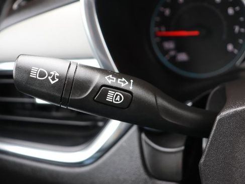 Used 2024 Chevrolet Equinox LT image 20