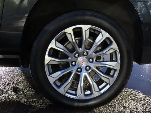 Used 2021 GMC Yukon XL Denali w/ Denali Ultimate Package image 46