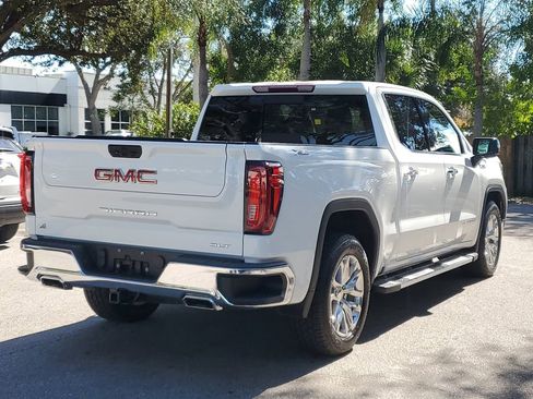 Certified 2022 GMC Sierra 1500 SLT w/ SLT Convenience Package image 5