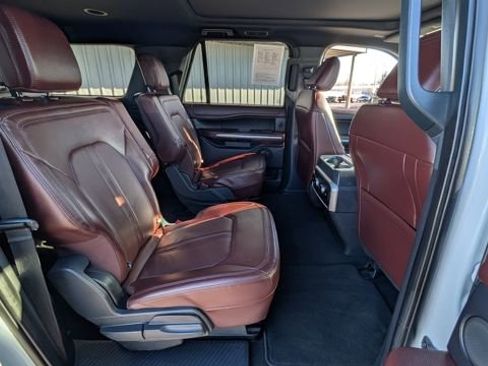 Used 2024 Ford Expedition Max Limited AWD/4WD image 34