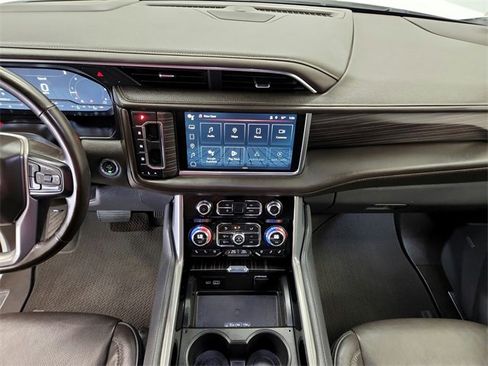 Used 2023 GMC Yukon Denali image 28