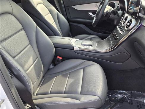 Certified 2021 Mercedes-Benz GLC 300 image 19