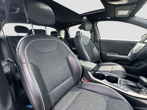 Certified 2025 Kia K4 GT-Line w/ GT-Line Sunroof Package FWD image 30