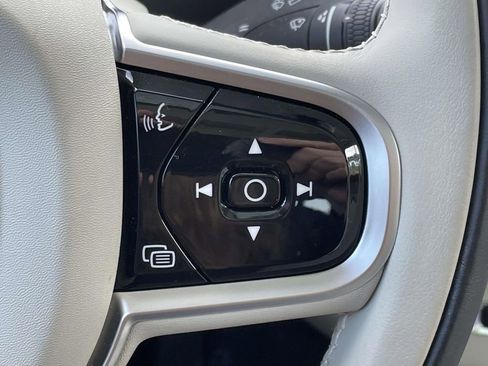 Used 2026 Volvo XC90 B6 Ultra w/ Lounge Package image 34