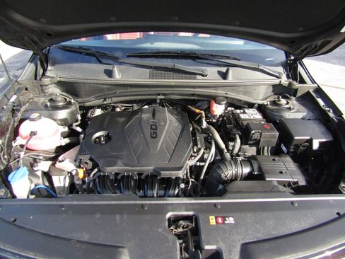 Used 2023 Kia Sportage SX image 32