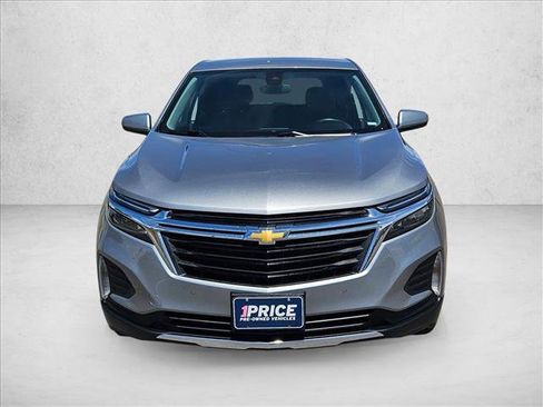Used 2024 Chevrolet Equinox LT AWD/4WD image 2