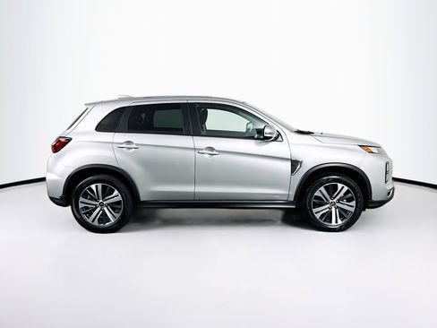 Used 2025 Mitsubishi Outlander Sport SE image 10