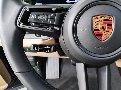 New 2026 Porsche Cayenne Coupe AWD/4WD image 10
