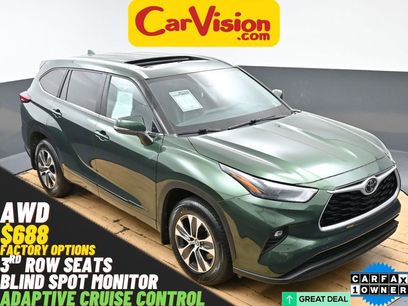 Used 2023 Toyota Highlander XLE