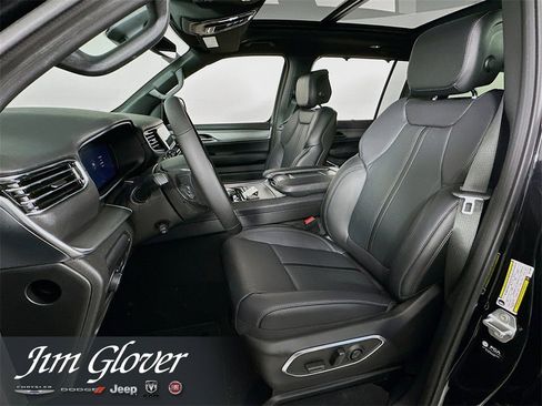 New 2024 Jeep Wagoneer L Series II w/ Convenience Group I image 26