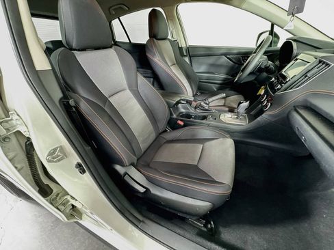 Certified 2022 Subaru Crosstrek 2.0i Premium AWD/4WD image 33