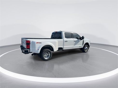 Certified 2024 Ford F350 Lariat w/ Lariat Ultimate Package image 7