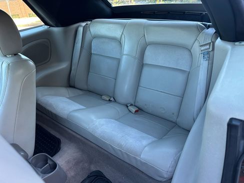 Used 2004 Chrysler Sebring Limited w/ Driver Convenience Group image 11