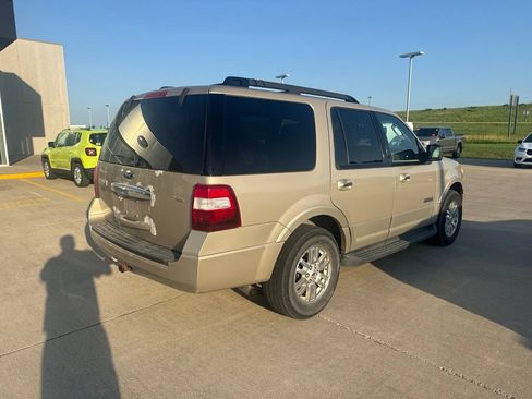 Used 2008 Ford Expedition XLT AWD/4WD image 5