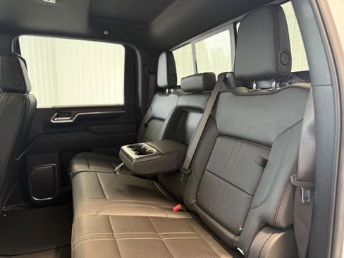 Used 2025 Chevrolet Silverado 3500 High Country w/ High Country Premium Package image 24