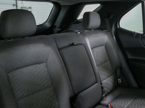 Used 2020 Chevrolet Equinox LT FWD image 27
