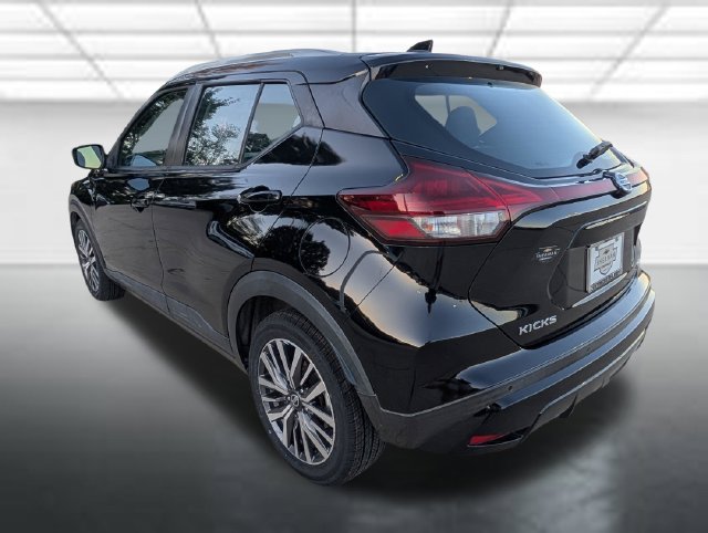 Used 2021 Nissan Kicks SV FWD image 5