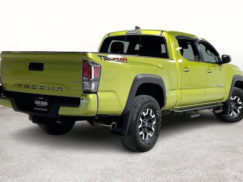 Used 2023 Toyota Tacoma TRD Off-Road image 2