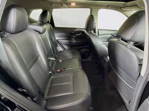 Certified 2020 Nissan Rogue SL w/ Premium Package image 30