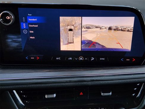 Used 2025 Chevrolet Suburban LS image 18