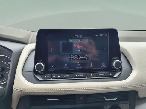 Certified 2023 Nissan Rogue SV FWD image 27