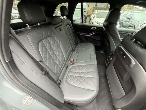 Used 2024 BMW X5 xDrive50e w/ M Sport Package AWD/4WD image 10