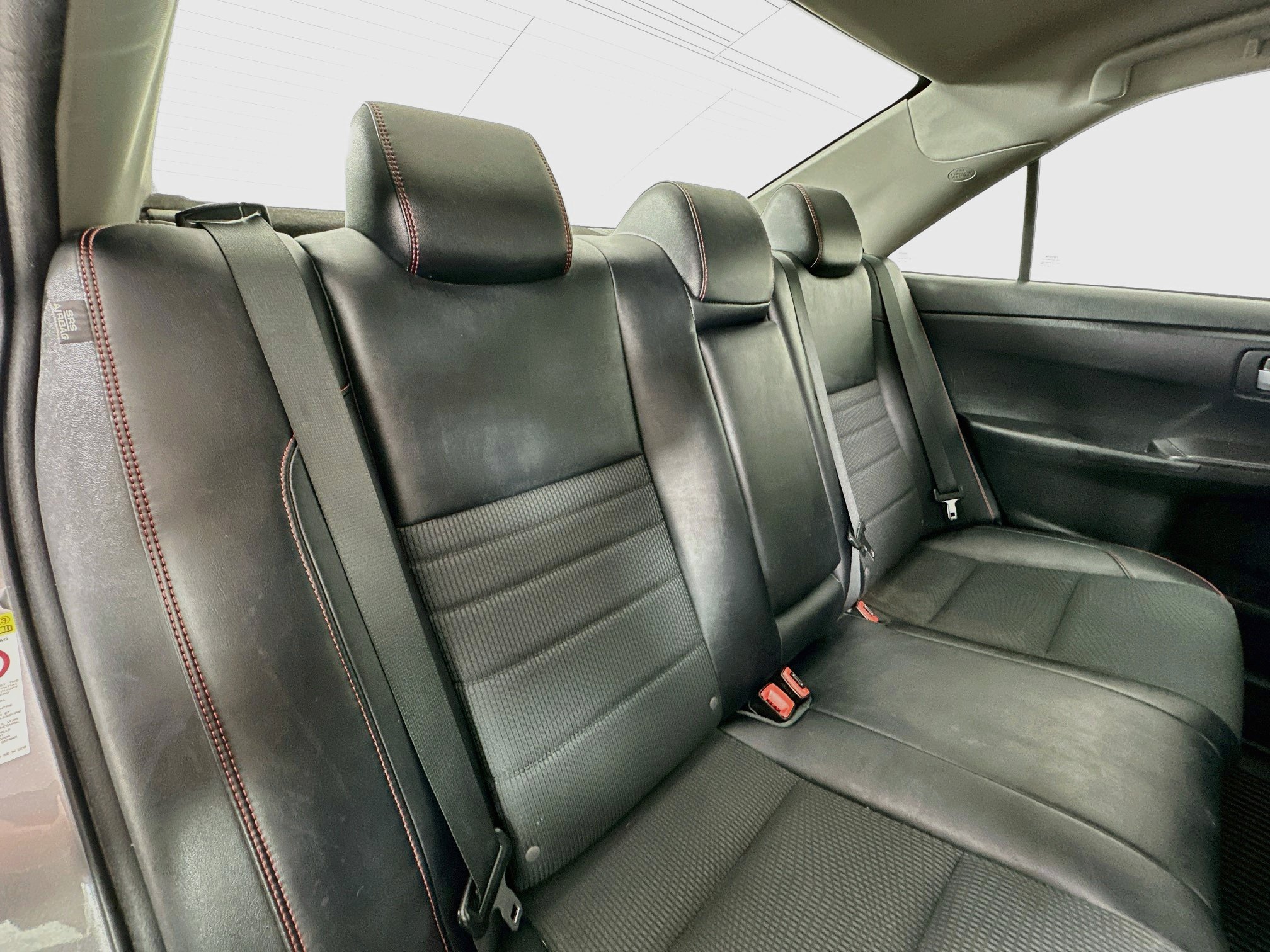 Used 2017 Toyota Camry SE FWD image 24