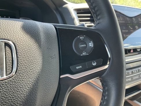 Used 2022 Honda Pilot Special Edition image 9