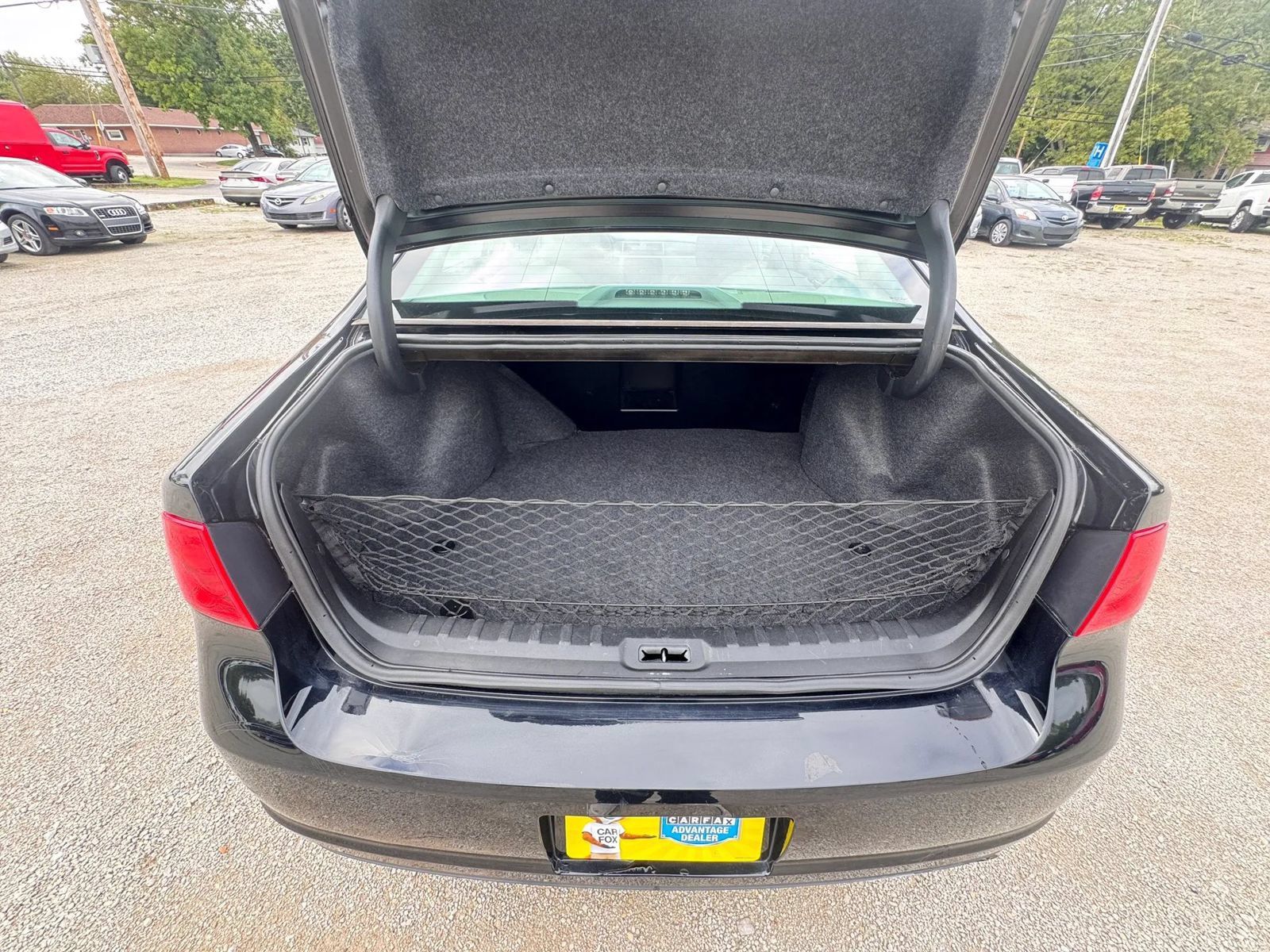 Used 2011 Buick Lucerne CXL FWD image 19