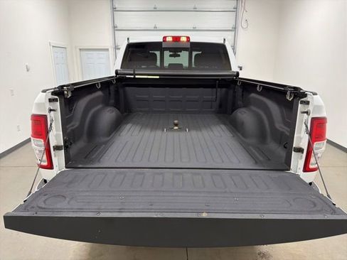 Used 2021 RAM 2500 Tradesman AWD/4WD image 31