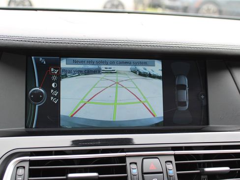 Used 2012 BMW ALPINA B7 image 32