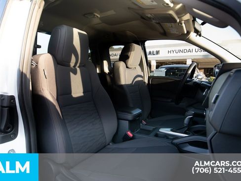 Used 2025 Nissan Frontier S w/ S Utility Package image 15