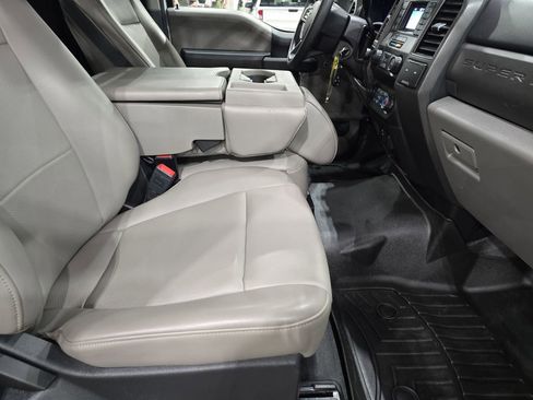 Used 2020 Ford F450 XL w/ Power Equipment Group image 10