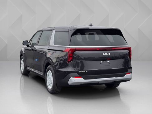 New 2026 Kia Carnival image 7