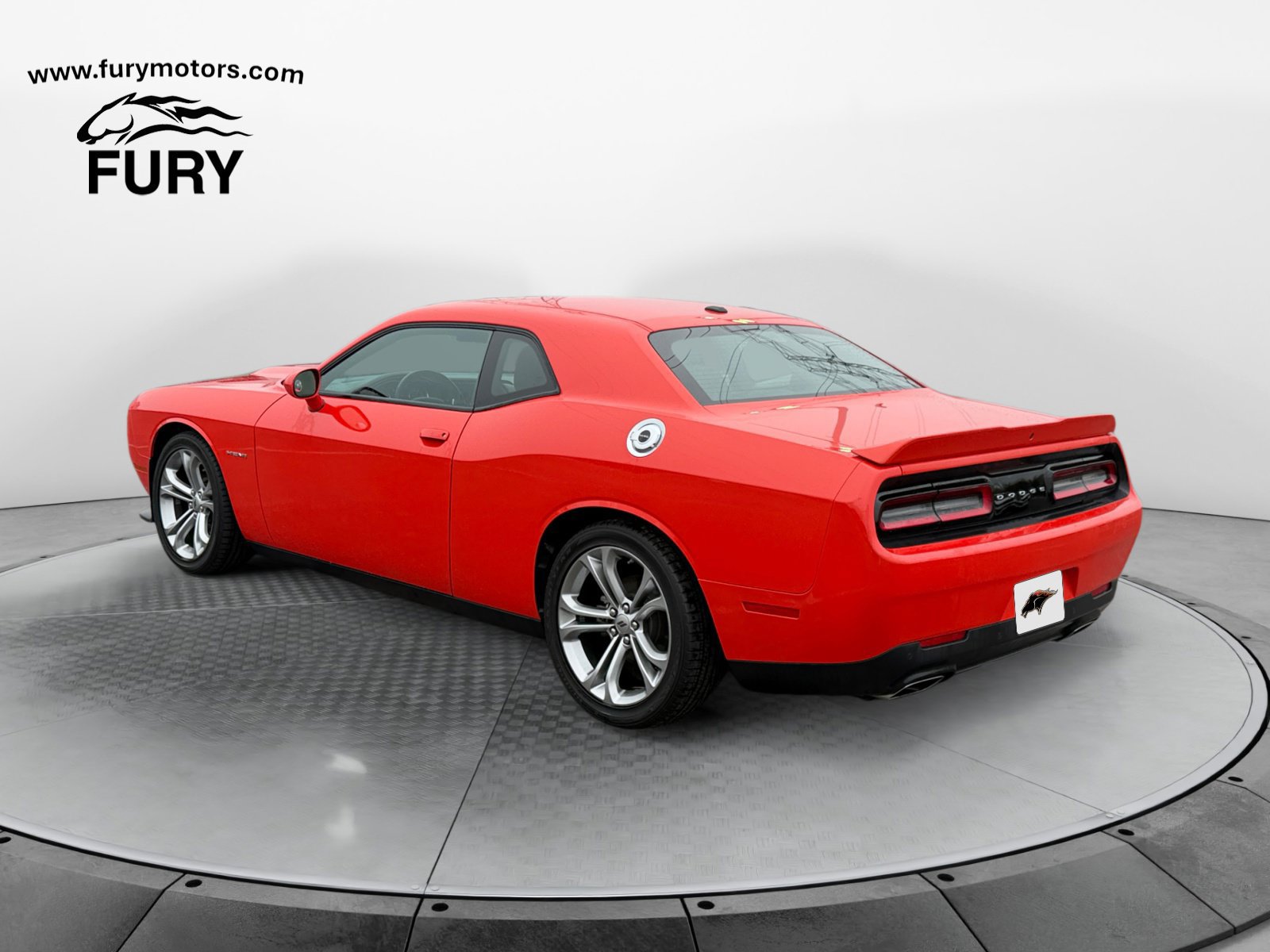 Used 2022 Dodge Challenger R/T RWD image 8