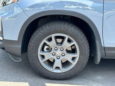 Used 2025 Honda Passport TrailSport image 34