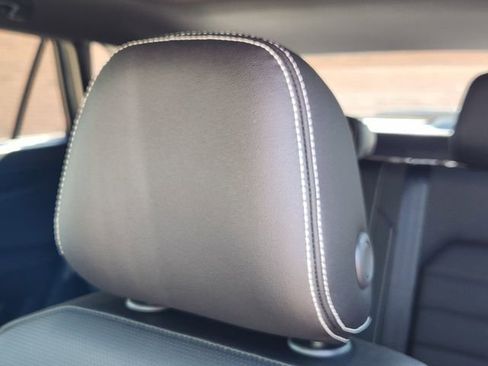 New 2026 Volkswagen Atlas Cross Sport SEL image 11