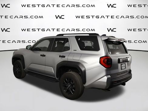 Used 2025 Toyota 4Runner SR5 AWD/4WD image 46