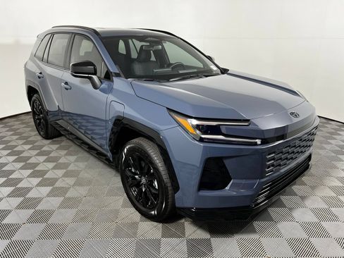Used 2026 Toyota RAV4 SE AWD/4WD image 3